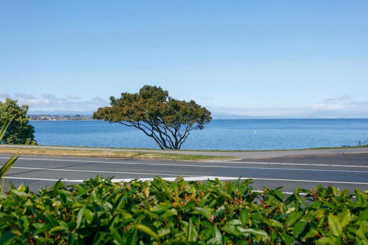 Acacia Lake View Motel Taupo Exterior foto